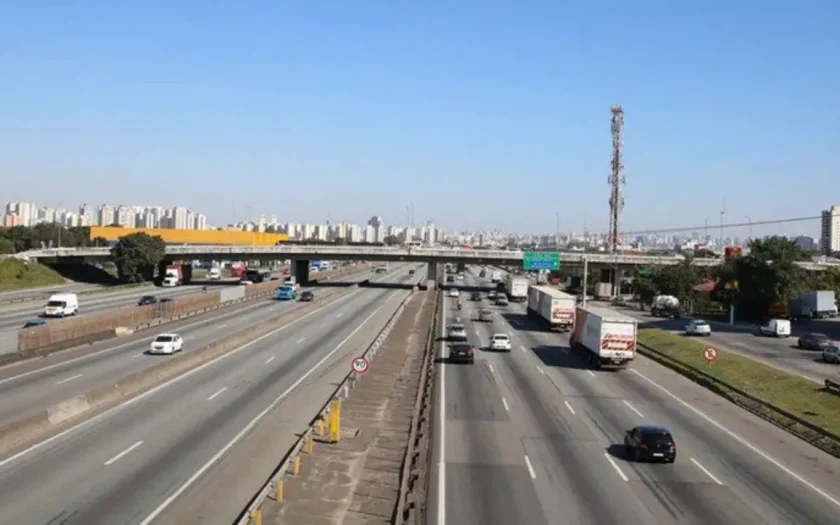 Governo Federal promove nova política para conectar rodovias do país à internet