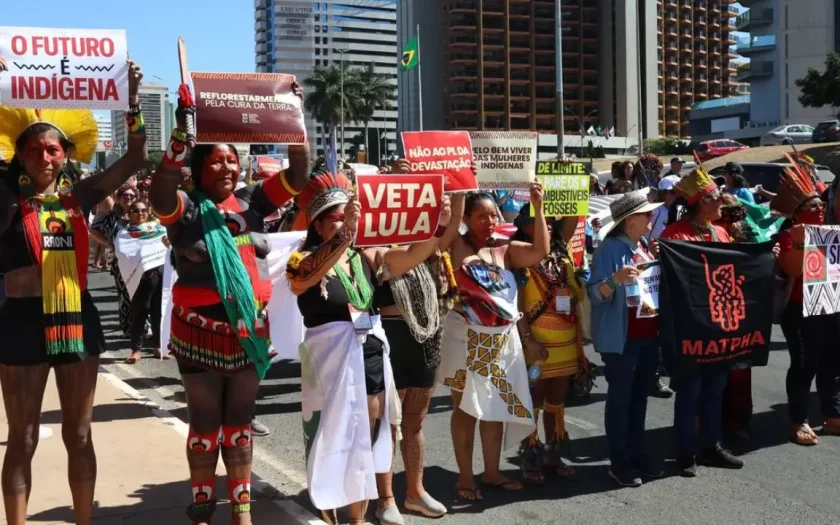 Marcha das Mulheres Indígenas defende luta contra a violência