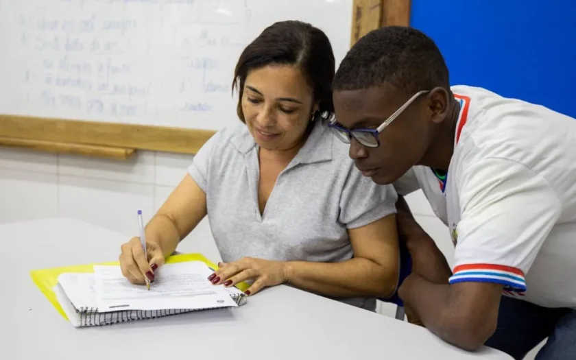 Professores poderão converter licença-prêmio em pecúnia a partir desta sexta-feira
