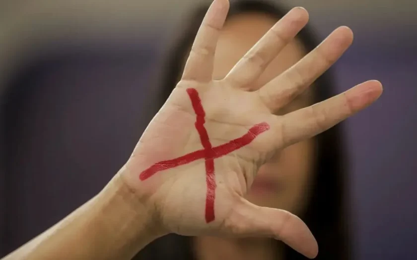 Ligue 180 recebe 86 mil denúncias de violência contra mulher até julho
