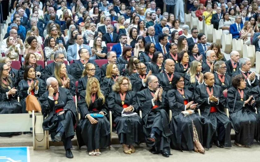 MPBA empossou 24 novos promotores de Justiça para atuar no interior