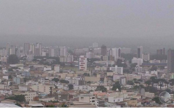 Vitória da Conquista neblina frio