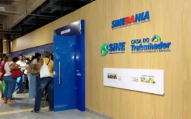 SineBahia realiza ação com oferta de vagas de emprego e cursos gratuitos para pessoas LGBTQIAPN+ em Salvador