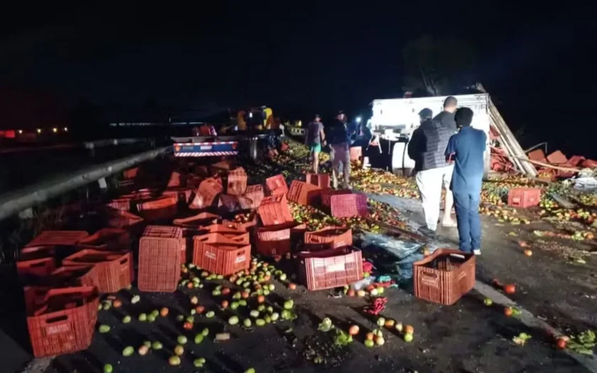 Três pessoas morrem em acidente na BR-116 na Bahia