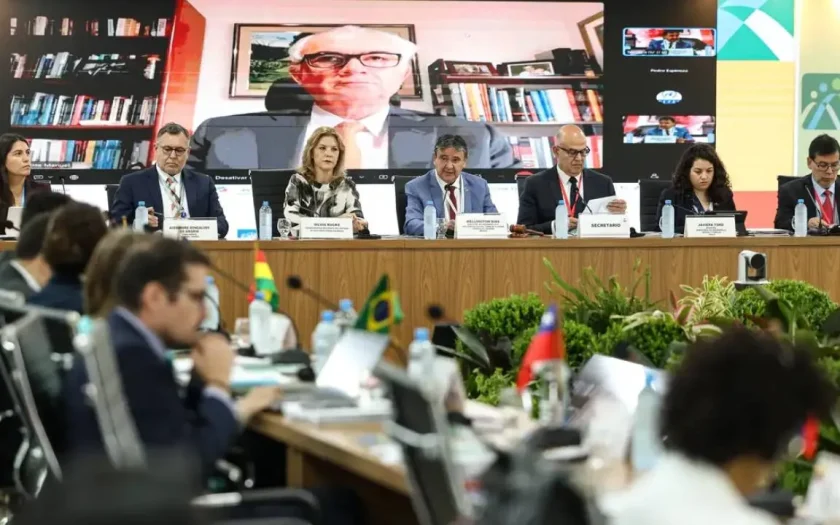 Conferência debate investimentos para erradicar a pobreza