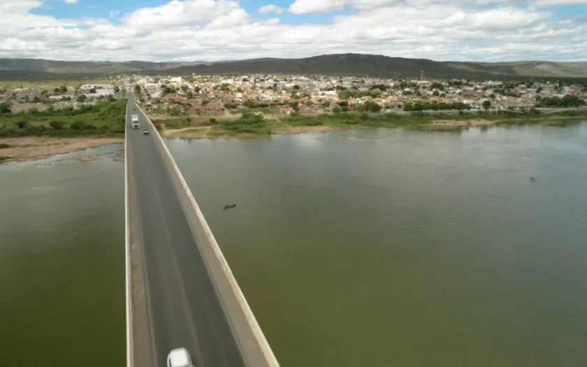 Destaque Ibotirama ponte