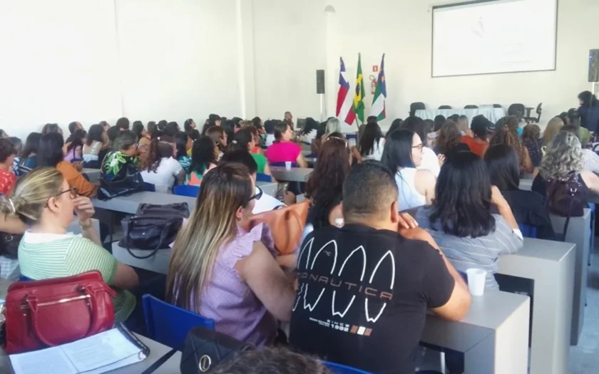 Secretaria de Educação apresentou projeto de lei para premiar avanços na educação em Vitória da Conquista