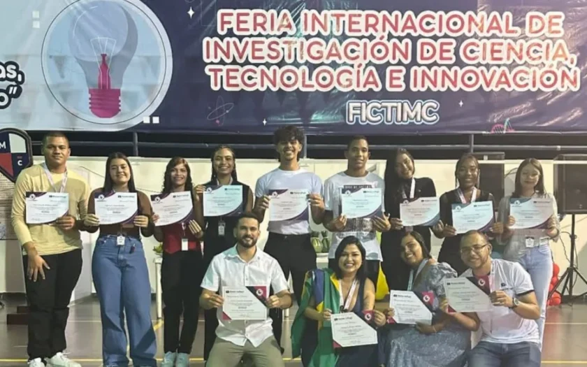 Estudantes da rede estadual foram premiados em primeiro lugar em feira científica na Colômbia