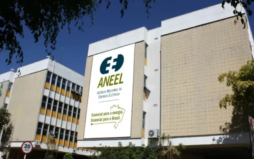 Aneel abre consulta pública sobre gratuidade de energia até 80 kWh mensais