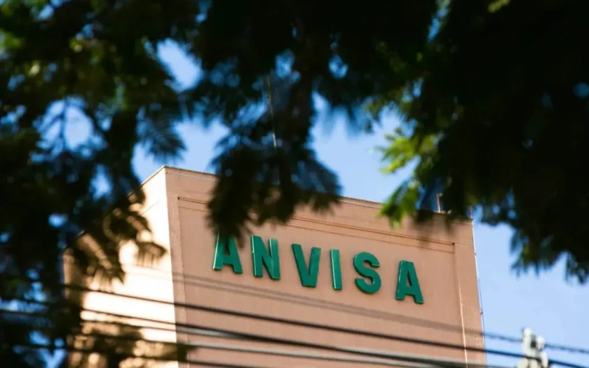 Anvisa interrompe venda de cosméticos e produtos de limpeza de empresa por irregularidades