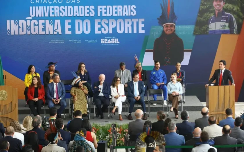 Universidades do Esporte e Indígena