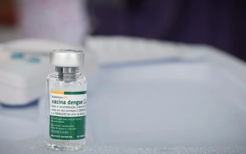 6450-vacina-dengue-butantan