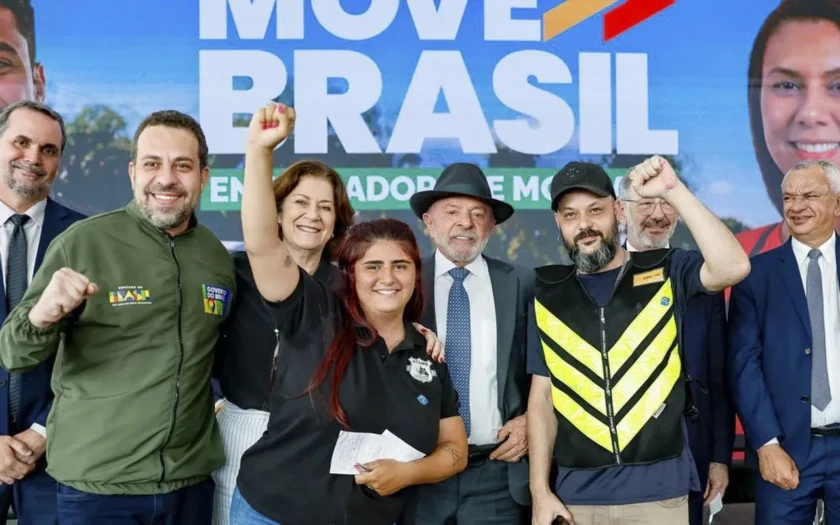 6977-move-motos